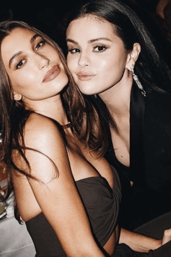 Hailey Bieber e Selena Gomez: o abraço da reconciliação