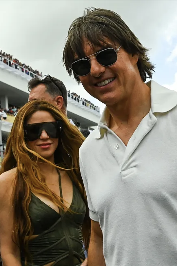 Shakira está envolvida com Tom Cruise?