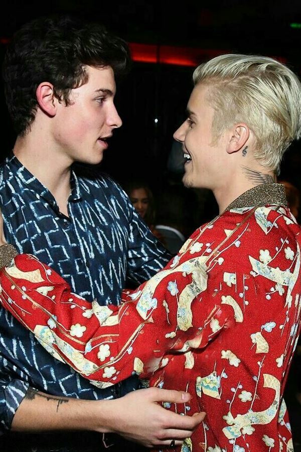 Shawn feat. Justin: colaboração já!