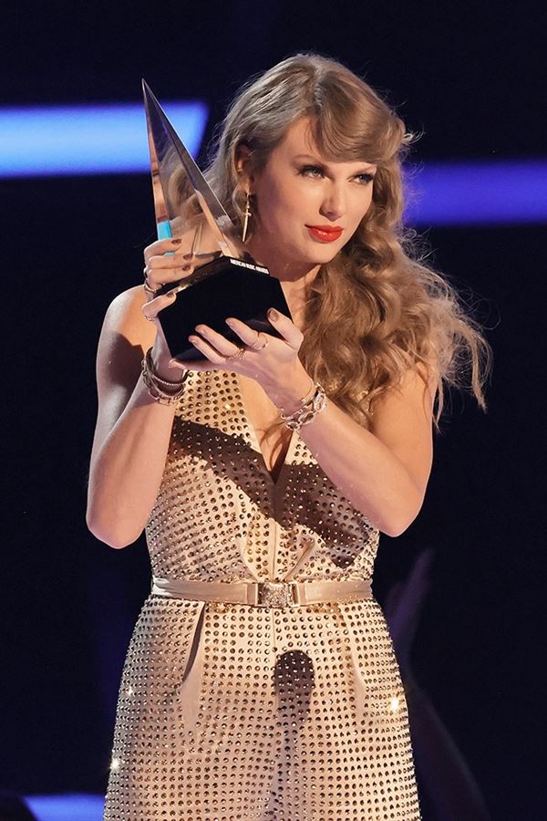 AMAs 2022: a noite de Taylor Swift!