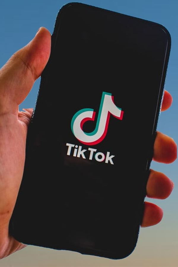 Como é que o TikTok está a redefinir a Indústria da Música