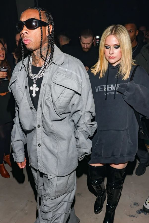 É oficial! Avril Lavigne e Tyga são namorados!