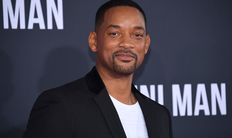 Will Smith volta aos Óscares para pedir desculpa