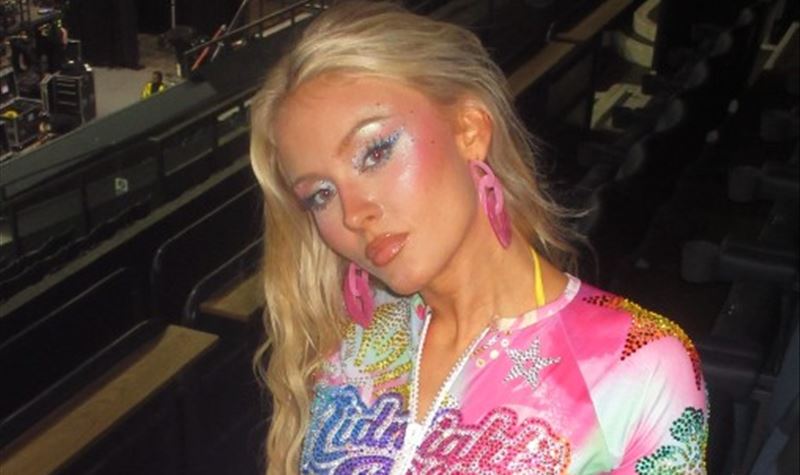 Zara Larsson quer colaboração com artistas brasileiras Zara Larsson quer colaboração com artistas brasileiras