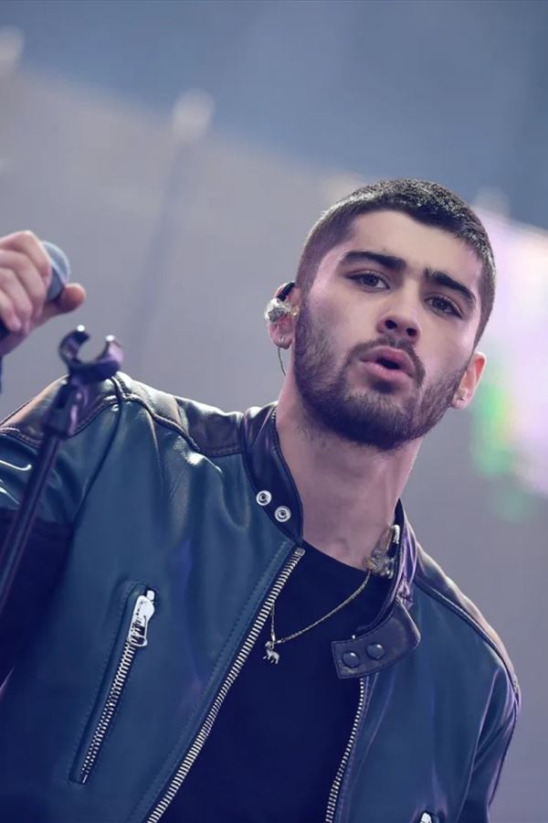 Zayn regressa às origens: novo álbum chega em abril