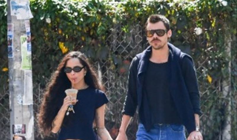Rumores de noivado entre Zoë Kravitz e Harry Styles cada vez mais intensos... Rumores de noivado entre Zoë Kravitz e Harry Styles cada vez mais intensos...